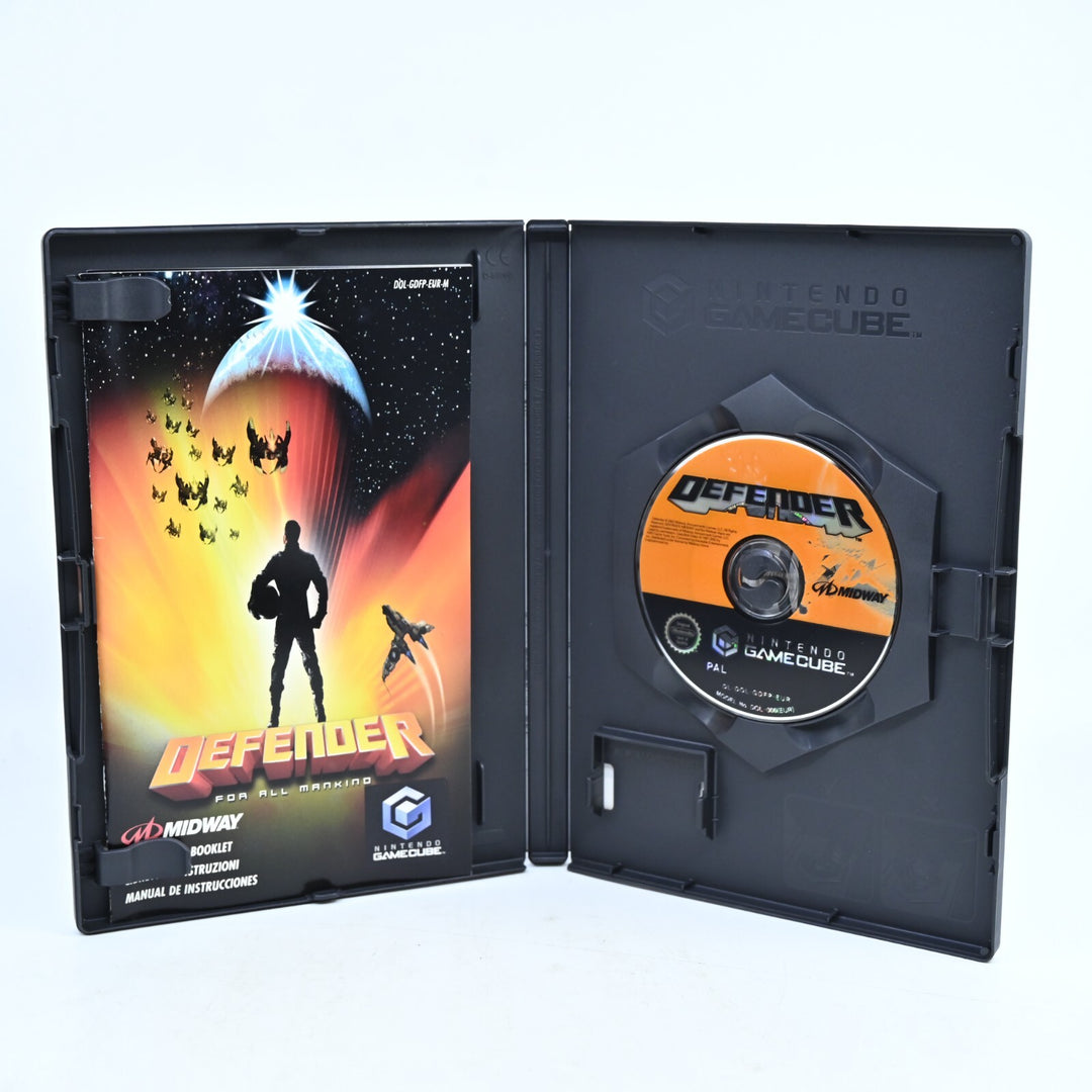 Defender - Nintendo Gamecube Game + Manual - PAL - FREE POST!