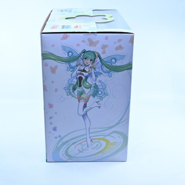 Racing Miku 2017 Ver. - Good Smile Racing GT Project 1/1 Scale - Anime Figure