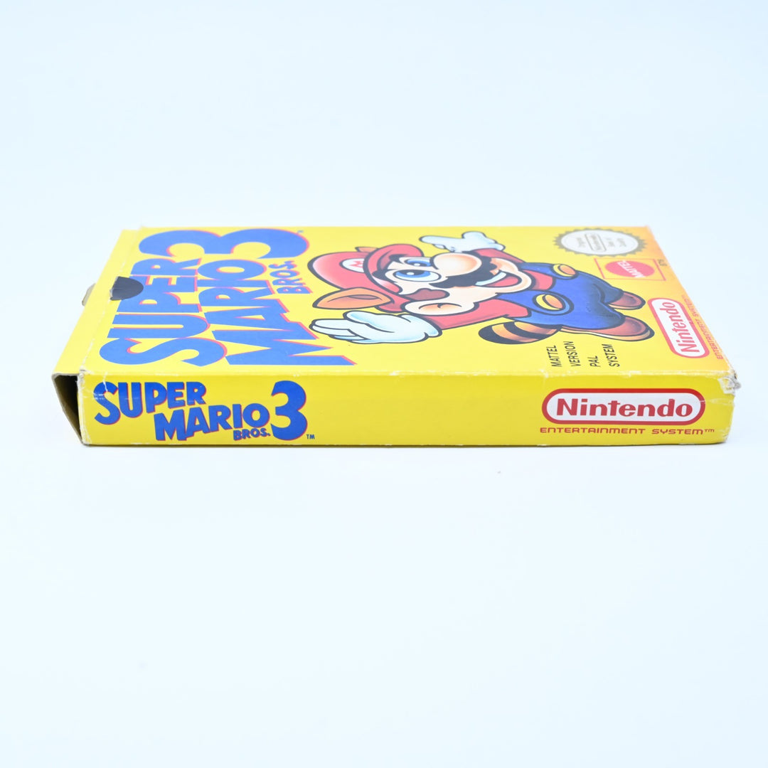 Super Mario Bros. 3 - Nintendo Entertainment System / NES Boxed Game - PAL