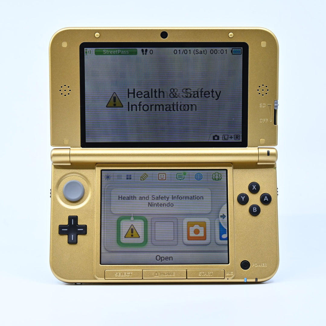 The Legend of Zelda: A Link Between Worlds Limited Edition Pack - Boxed 3DS