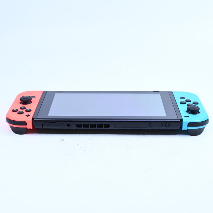 Blue / Red  Nintendo Switch  - Nintendo Switch Boxed Console - PAL