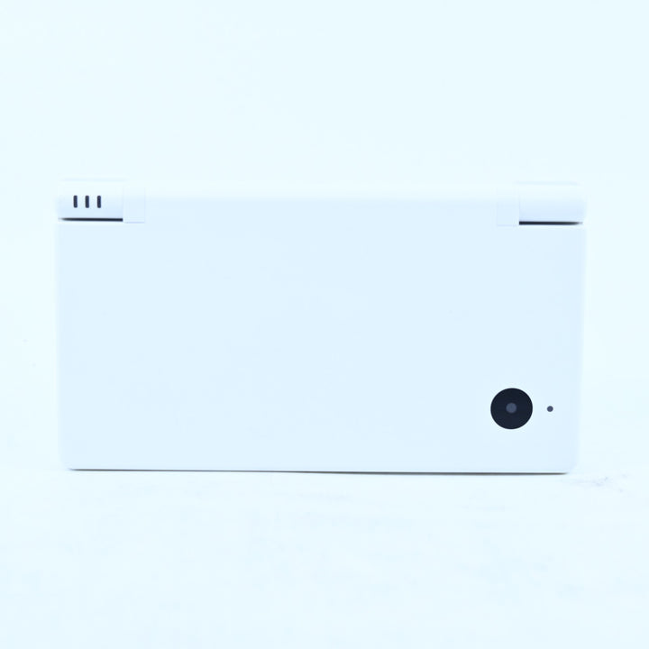 White - Nintendo DSi Console - TWL-001 - Includes 2GB SD - FREE POST!