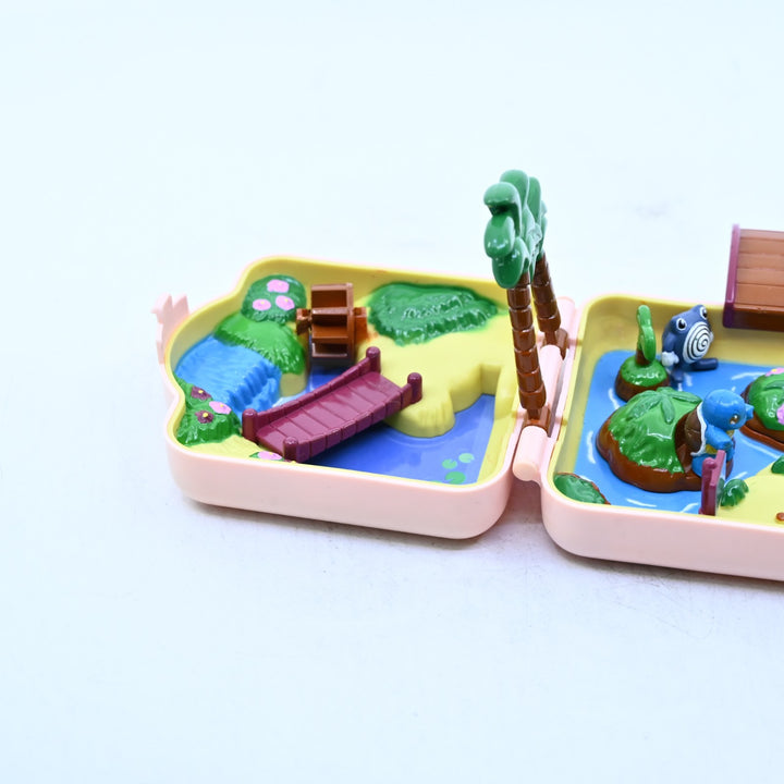 Seafoam Island - Vintage 1997 Polly Pocket Play Set - Squirtle & Poliwhirl - Toy