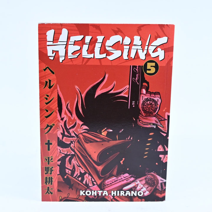 Hellsing Volumes 1-10 Lot - Dark Horse Manga - Manga