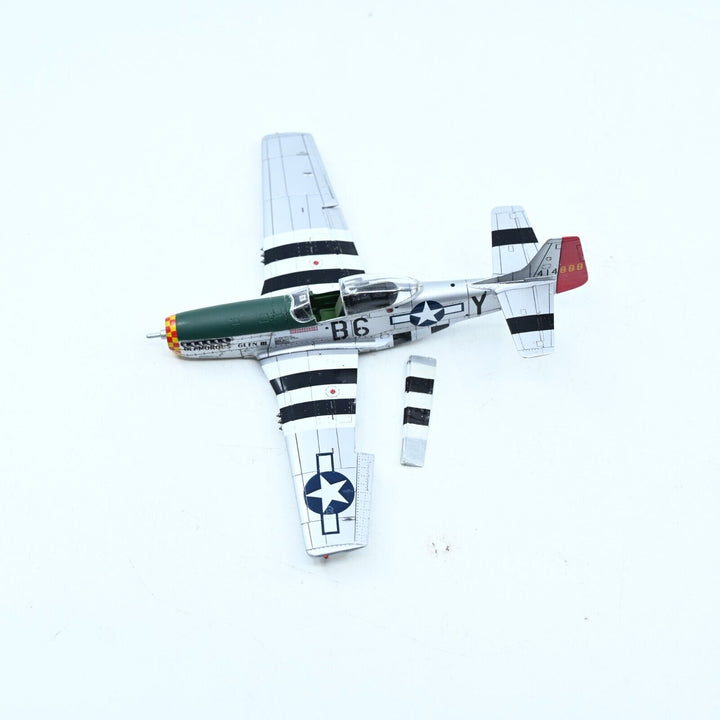 Dragon Wings 1:72 P-51D Mustang, "Glamorous Glennis" 50001 - Die Cast Plane