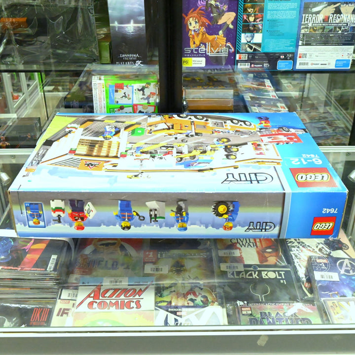 SEALED! LEGO 7642 Lego City - Garage - Toy