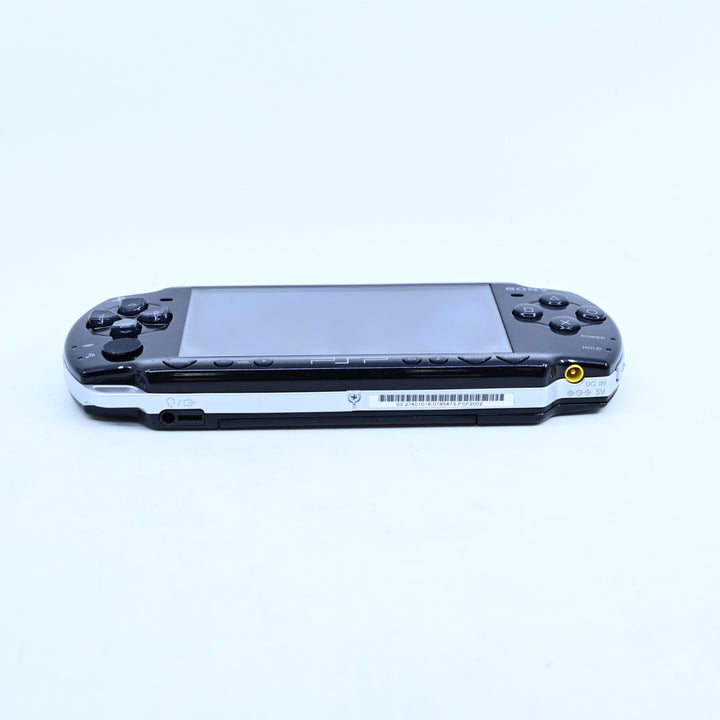 Piano Black - Sony PSP Boxed Console - PSP-2002 - 2000 + NEW BATTERY!