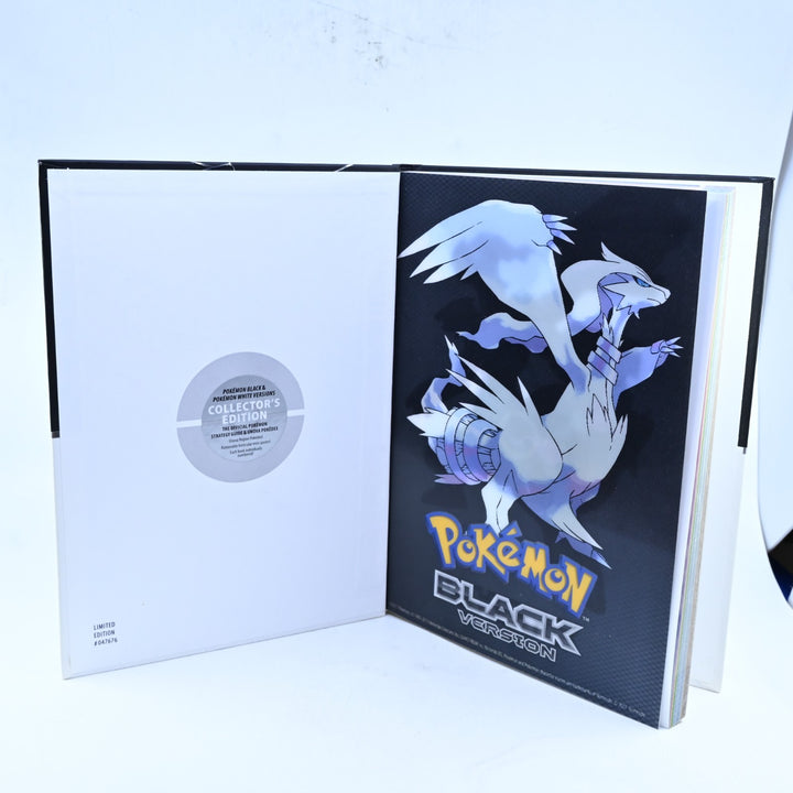 Pokemon Black & White: Collector's Edition With Lenticular - Official Game Guide