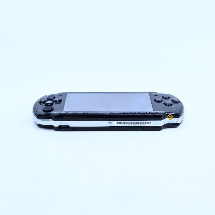 Piano Black - Sony PSP Boxed Console - PSP-2002 - 2000 + NEW BATTERY!