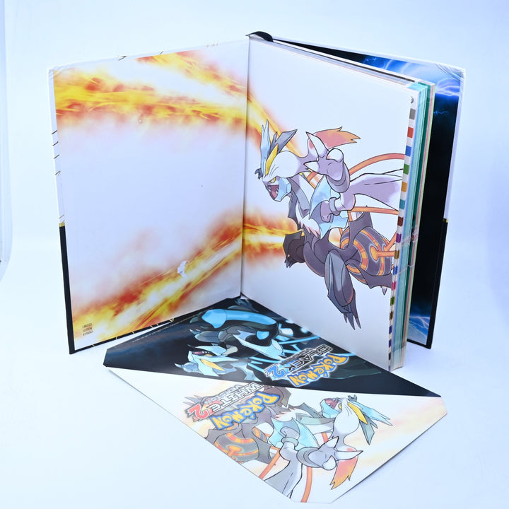 Pokemon Black 2 & White 2: Collector's Edition Game Guide + Lenticular