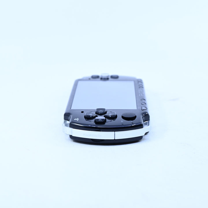 Black Reshell &amp; Rebuilt - PSP Console - PSP-2002 - 2000 + NEW BATTERY