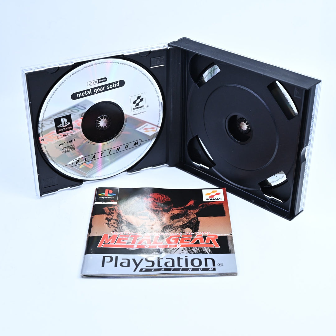 Metal Gear Solid - Sony Playstation 1 / PS1 Game + Manual - PAL - MINT DISC!