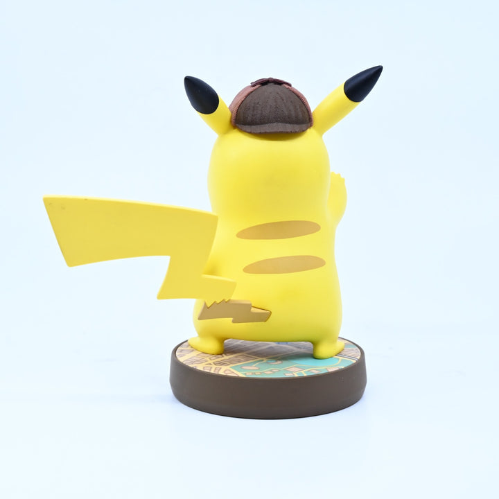 Detective Pikachu Amiibo - Detective Pikachu - Nintendo - Toy
