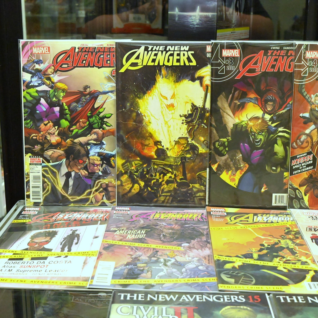 The New Avengers - Complete Set 1-8 - Ewing / Sandoval - Marvel Comics - Comic