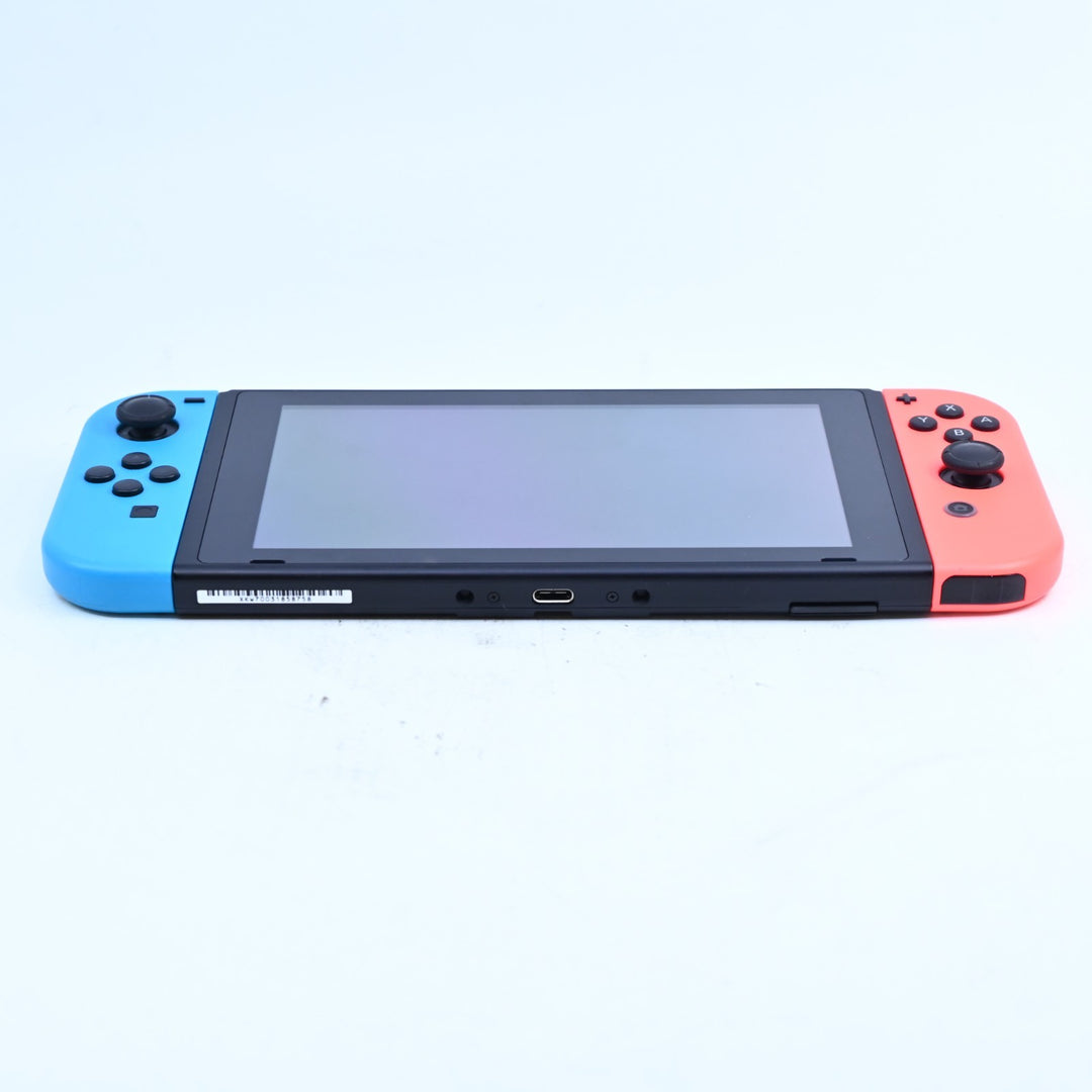 Blue / Red  Nintendo Switch  - Nintendo Switch Boxed Console - PAL