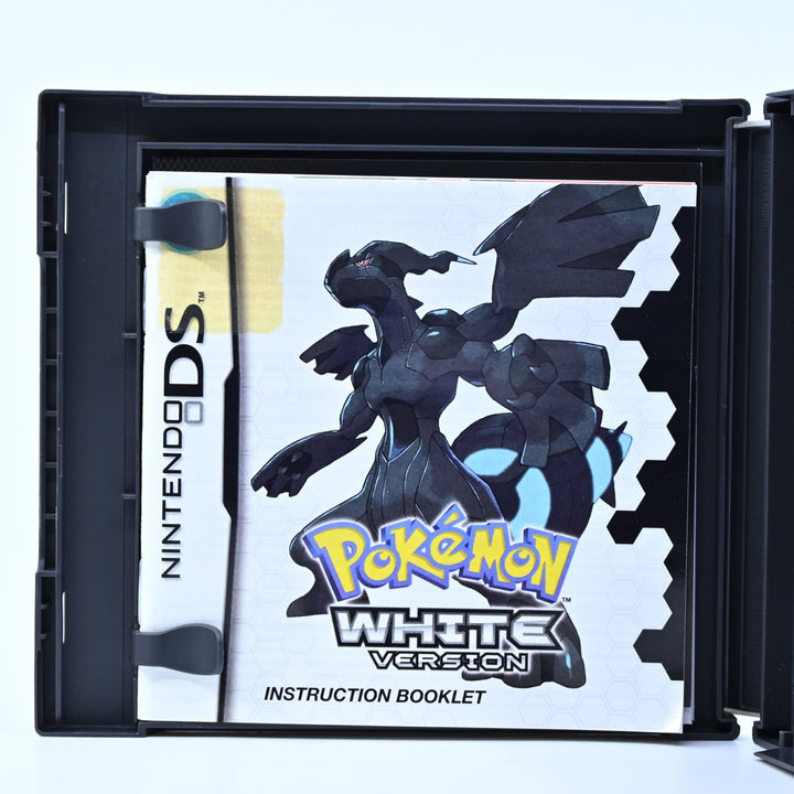 Pokemon White - Nintendo DS Game - Region Free + Manual - FREE POST!