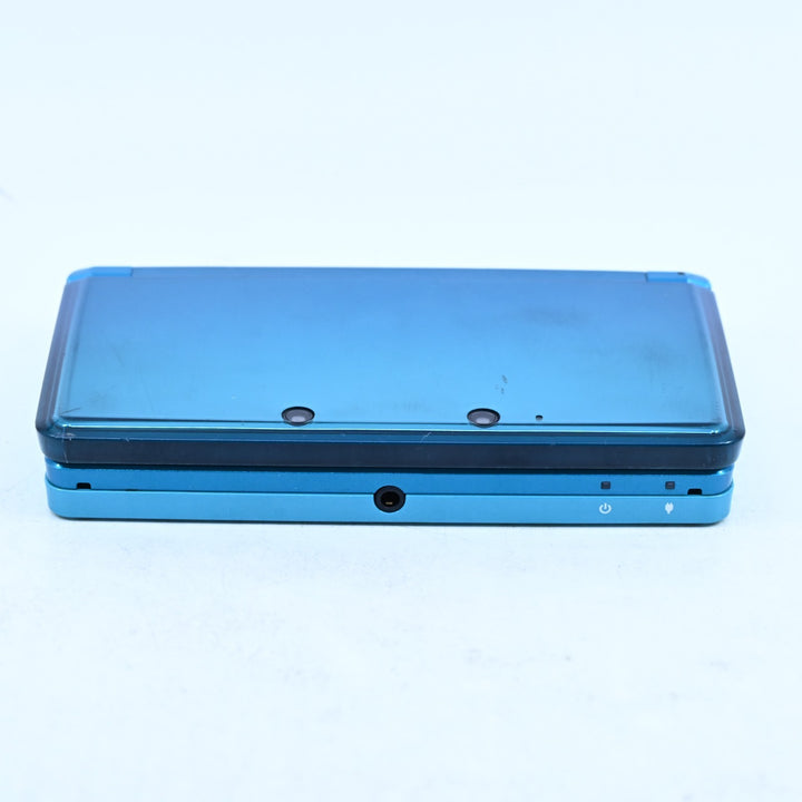 Aqua Blue Nintendo 3DS Console - CTR-001 PAL + 2GB Card - FREE POST!