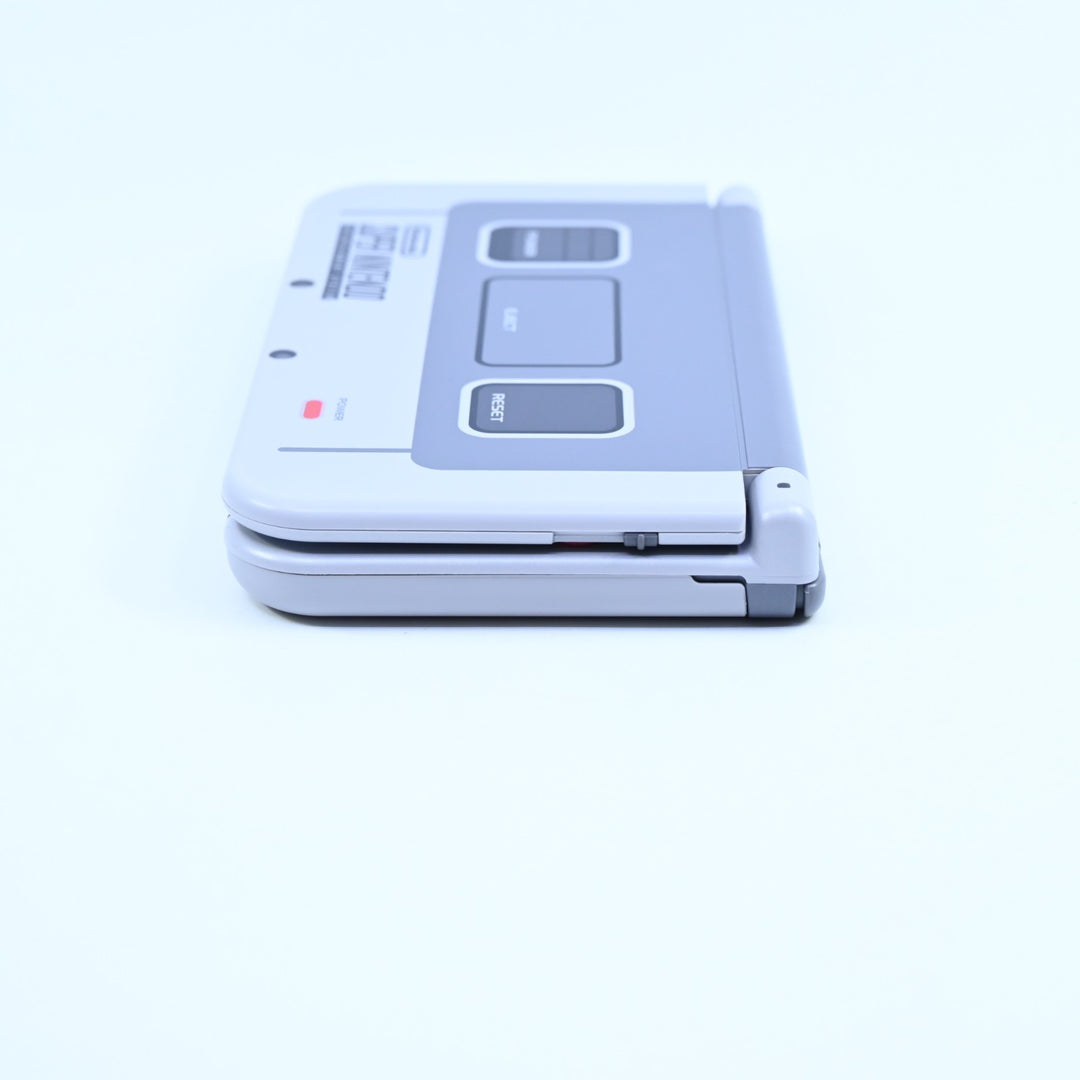 Super Nintendo Entertainment System Editon - 'New' Nintendo 3DS XL Boxed Console