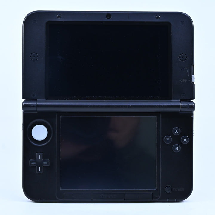 Red / Black Nintendo 3DS Console XL - SPR-001(EUR) - PAL - FREE POST!