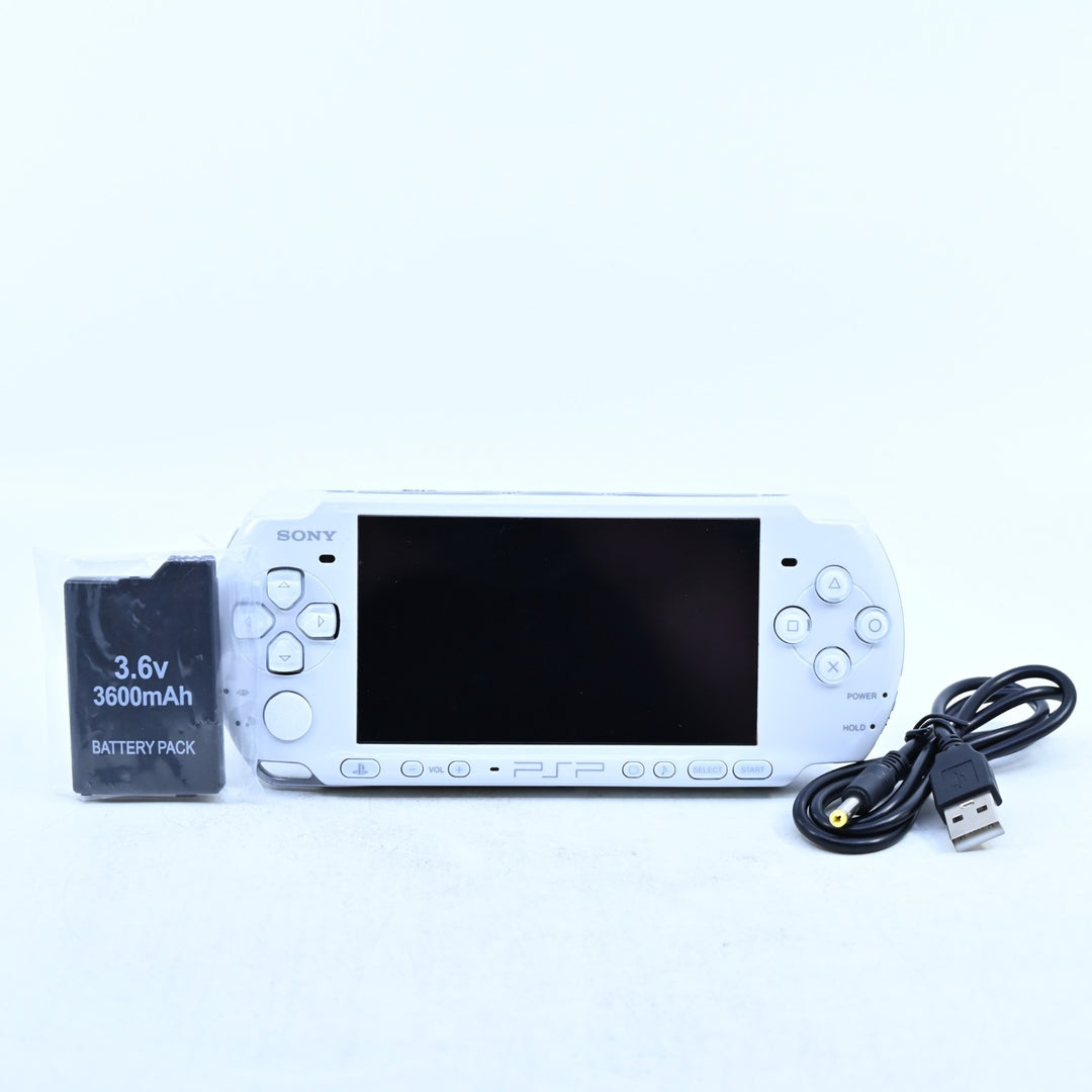 White Rebuilt + IPS Screen - Sony PSP Console - PSP-3000 + NEW BATTERY!