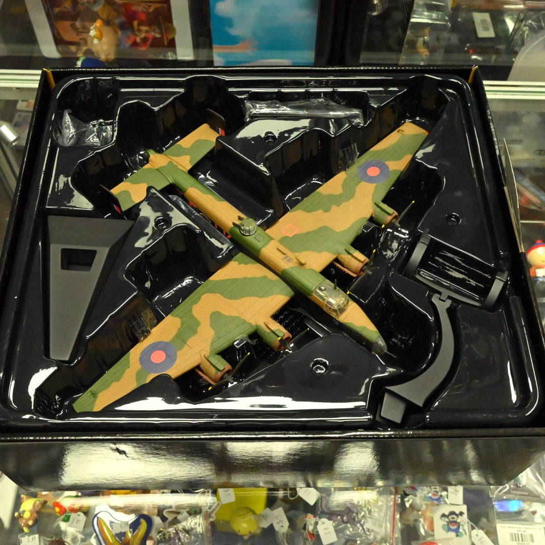 Corgi Aviation 1:72 HP Halifax B.III - LK797/LK-E, No.68 SQN AA37202 - Plane