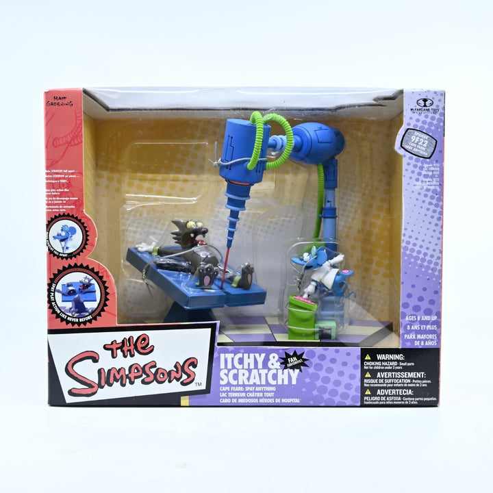 Itchy &amp; Scratchy Cape Feare: Spay Anything - The Simpsons - McFarlane Toys - Toy
