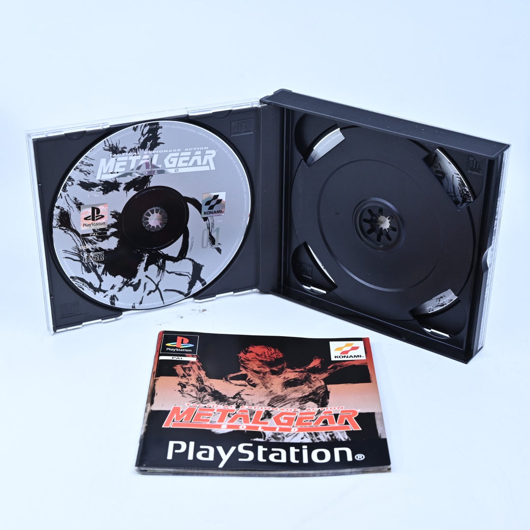 Metal Gear Solid - Sony Playstation 1 / PS1 Game + Manual - PAL - MINT DISC!