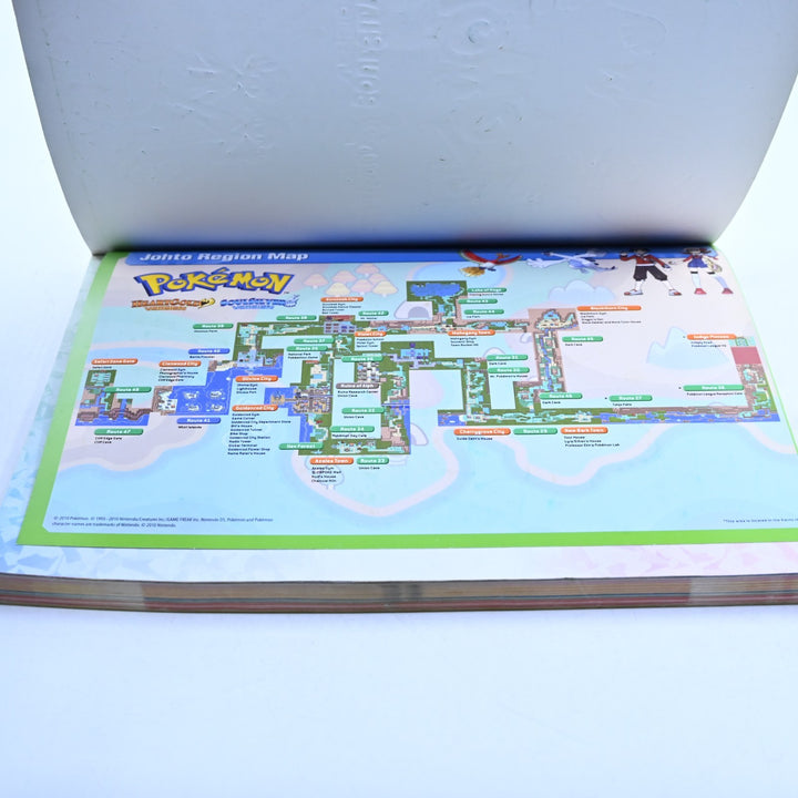 Pokemon HeartGold & SoulSilver Official Johto Guide & Dex - Game Guide + Map