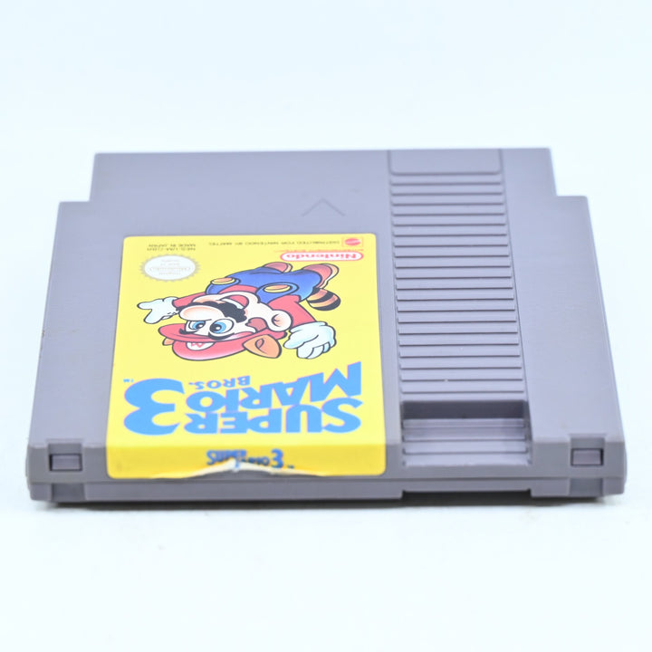 Super Mario Bros 3 - Nintendo Entertainment System / NES Game - PAL - FREE POST!