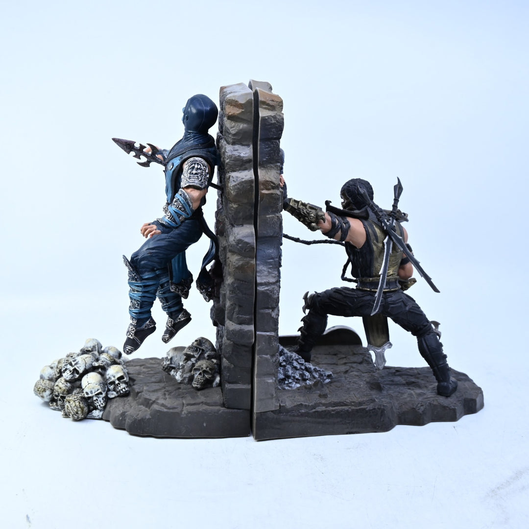 Mortal Kombat Kollectors Edition Scorpion &amp; Sub-Zero Bookends - Misc