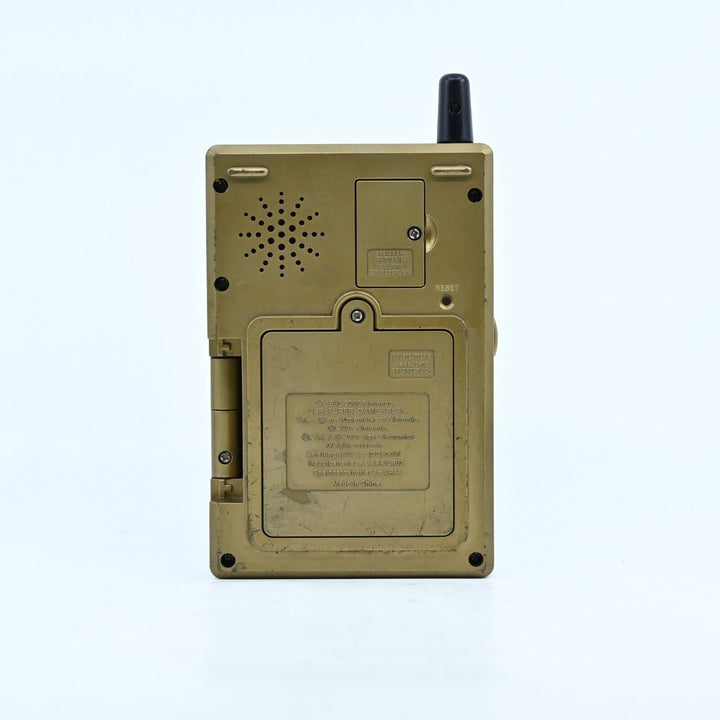 2001 Gold Deluxe Johto Pokedex Tiger Electronics German Edition