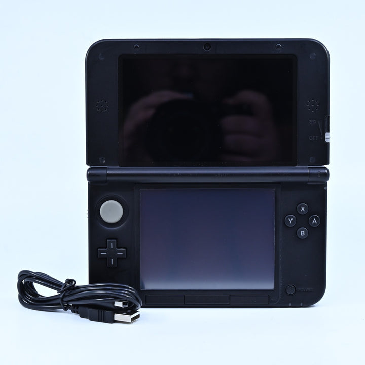 Blue / Black Nintendo 3DS Console XL - SPR-001(EUR) - PAL - FREE POST!
