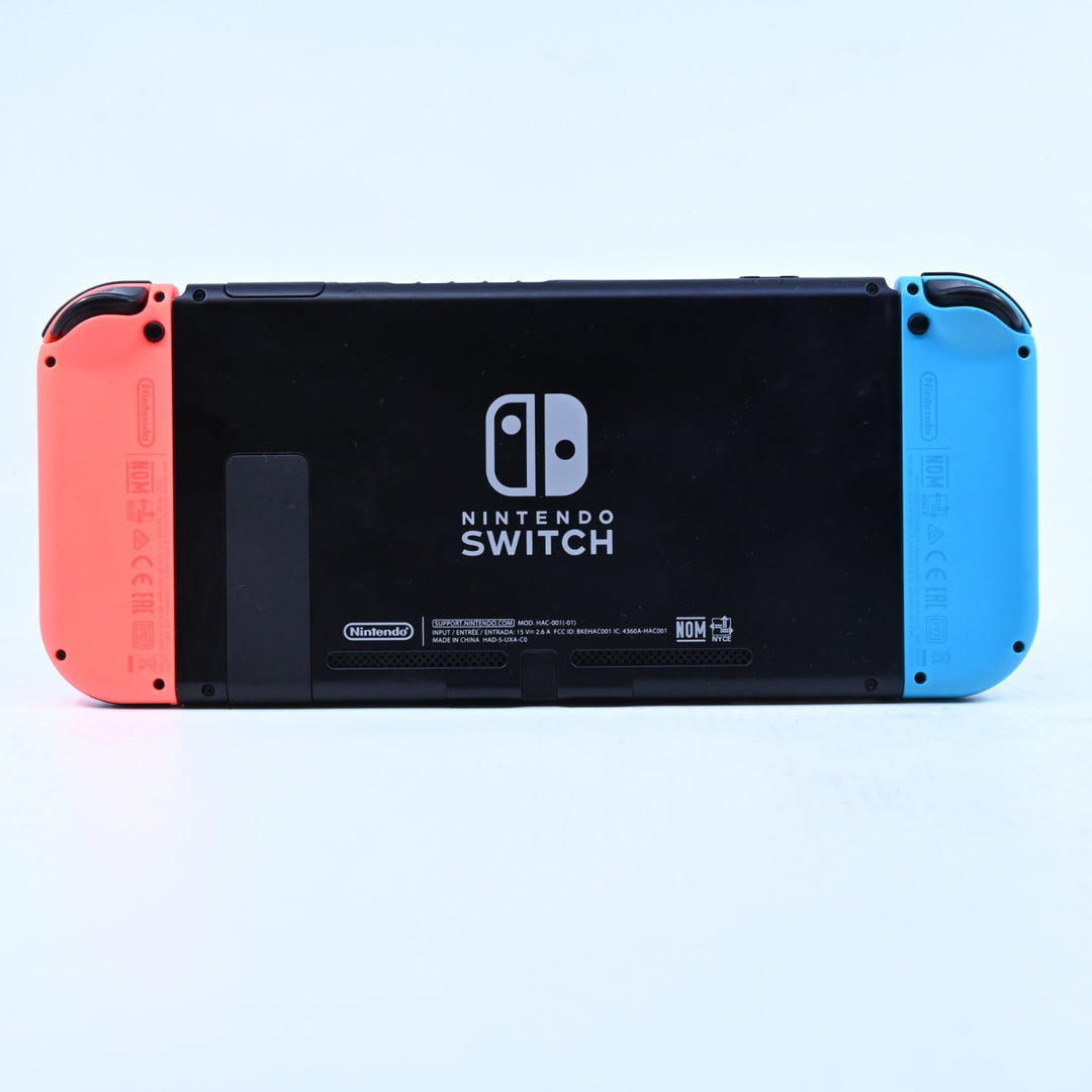 Blue / Red XKW70014512 - Nintendo Switch Boxed Console - PAL - FREE POST!