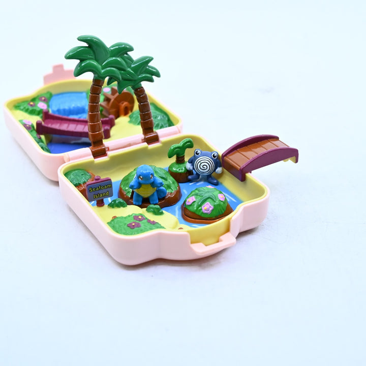Seafoam Island - Vintage 1997 Polly Pocket Play Set - Squirtle & Poliwhirl - Toy