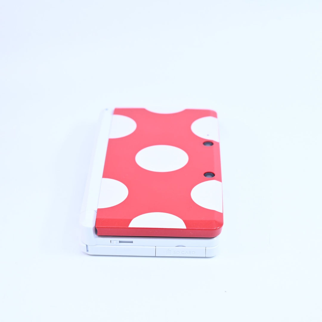 Nintendo 3DS Club Nintendo Toad Chotto Edition - Nintendo 3DS Boxed Console