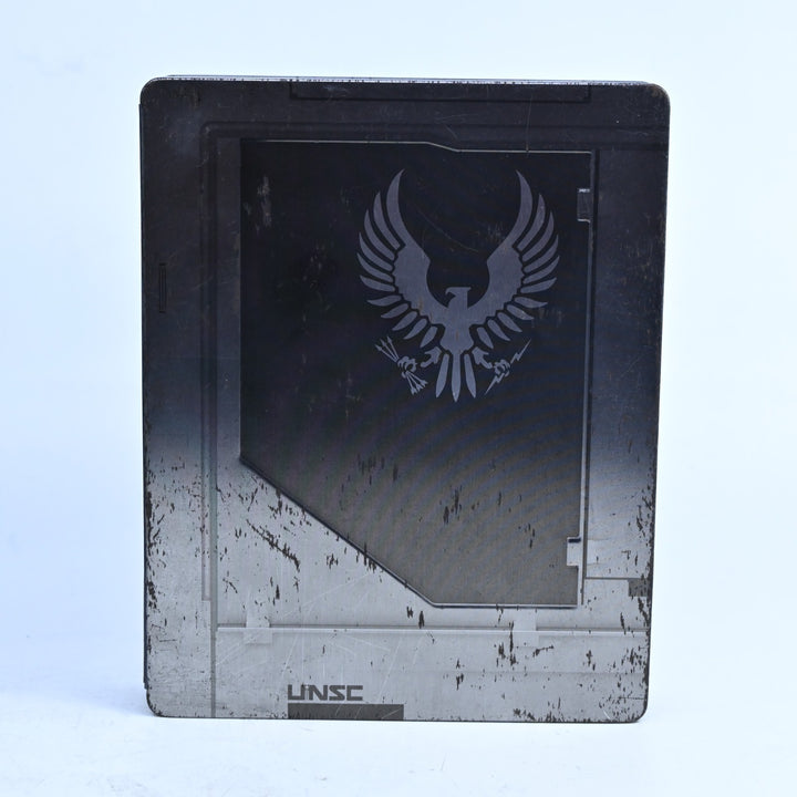 Halo 5: Guardians Limited Edition Steelbook + Metal Earth Kit - Xbox One Game
