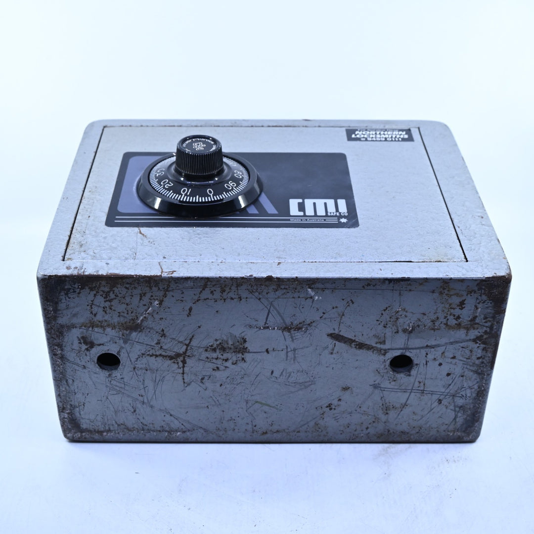CMI HS4C Home Safe With Combination Lock - Miscellaneous / Other Items