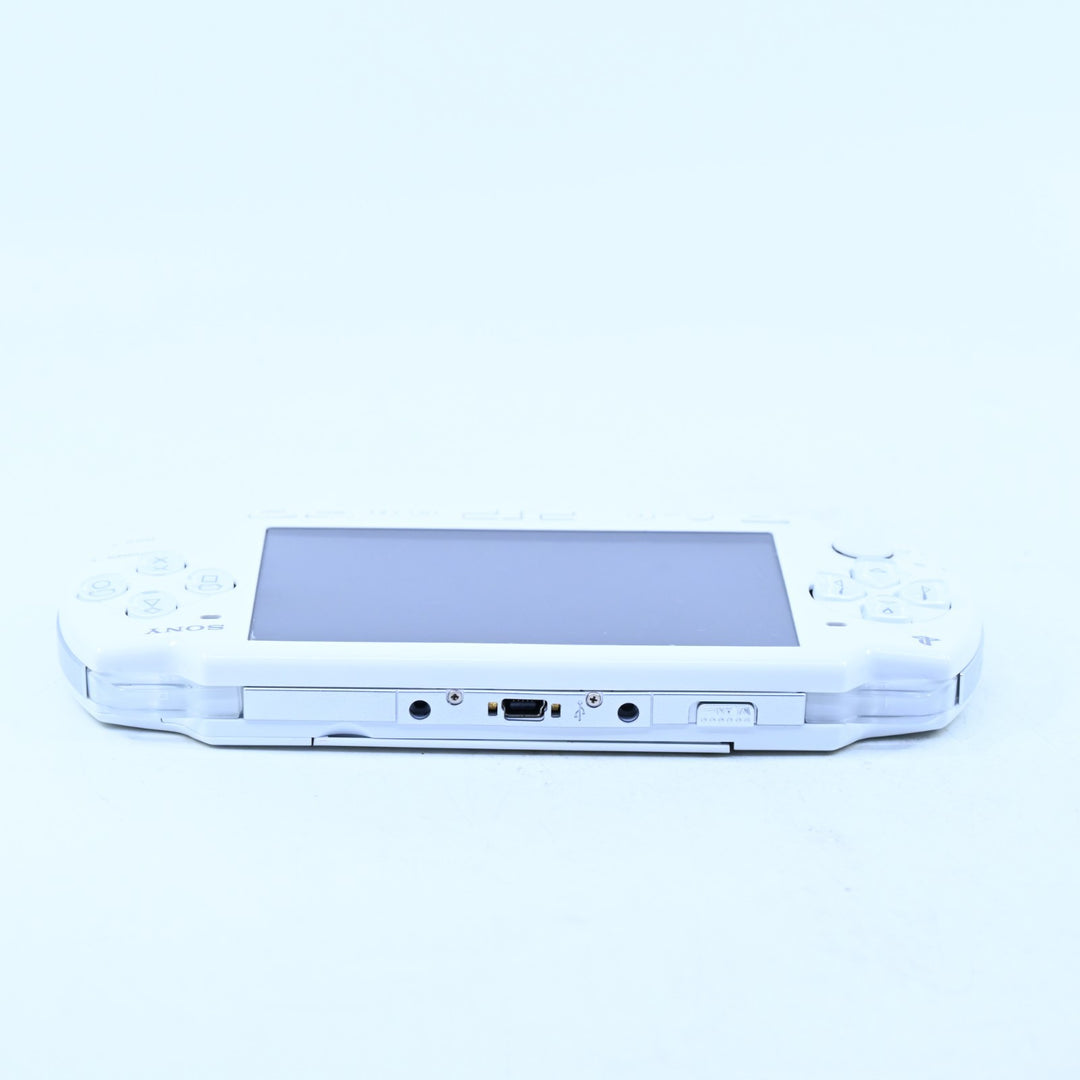 White Reshell &amp; Rebuilt - PSP Console - PSP-2002 - 2000 + NEW BATTERY