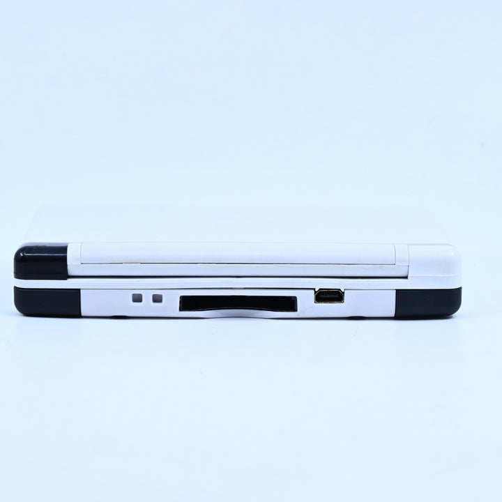 White / Black Nintendo DS Lite Console - USG-001 - FREE POST!