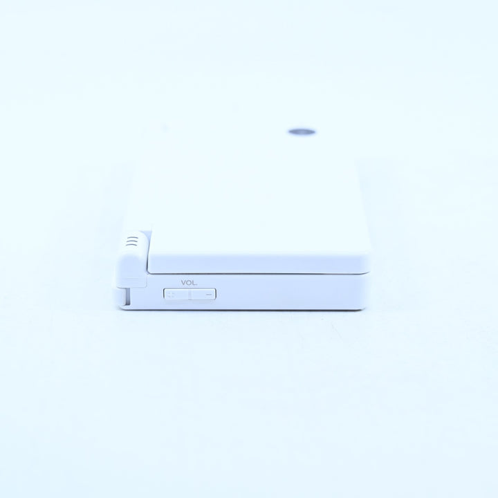 White - Nintendo DSi Boxed Console - AUS PAL - FREE POST!