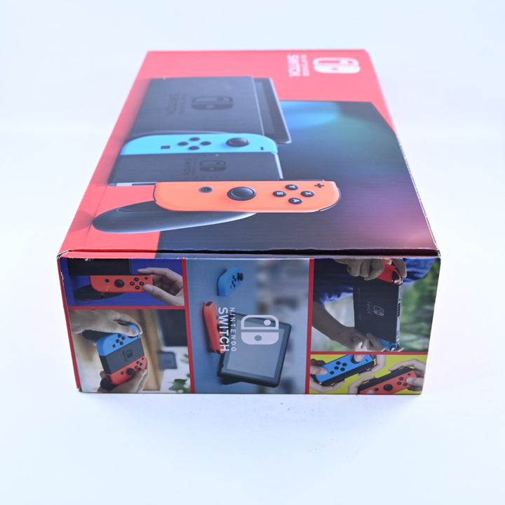 Blue / Red XAW700182 - Nintendo Switch Boxed Console - PAL - FREE POST!