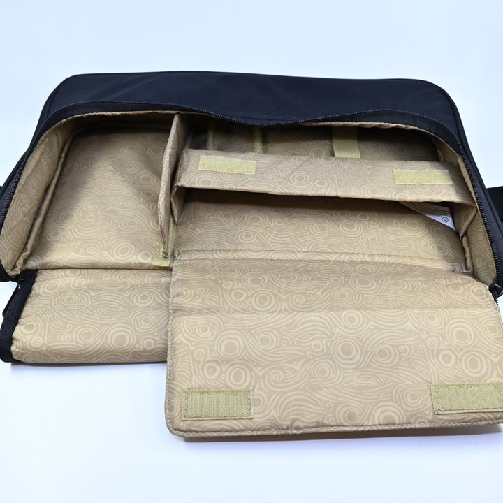 The Legend of Zelda Breath of the Wild Messenger Bag Nintendo Switch Accessory