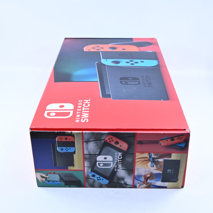 Blue / Red XAW700182 - Nintendo Switch Boxed Console - PAL - FREE POST!