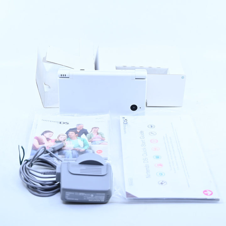 White - Nintendo DSi Boxed Console - AUS PAL - FREE POST!