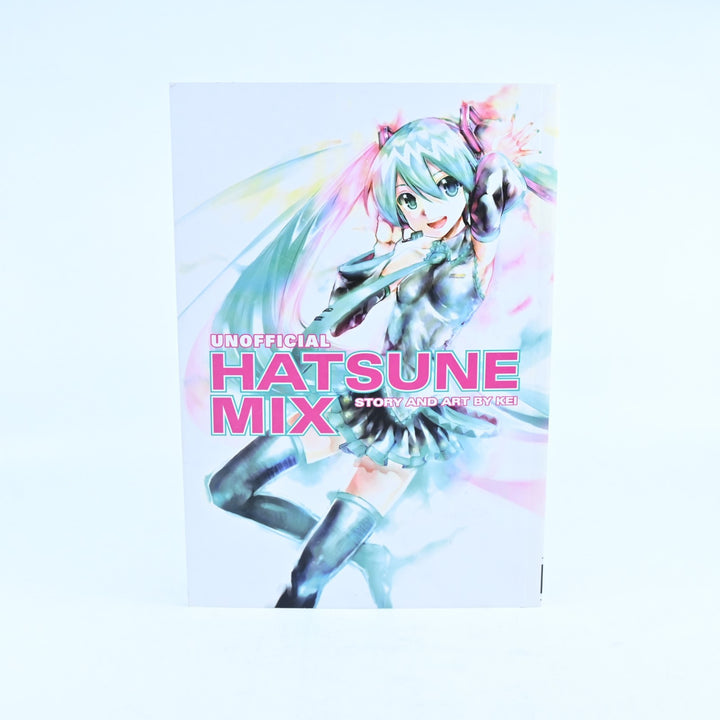 Unofficial Hatsune Mix by Kei - Dark Horse Comics - Manga