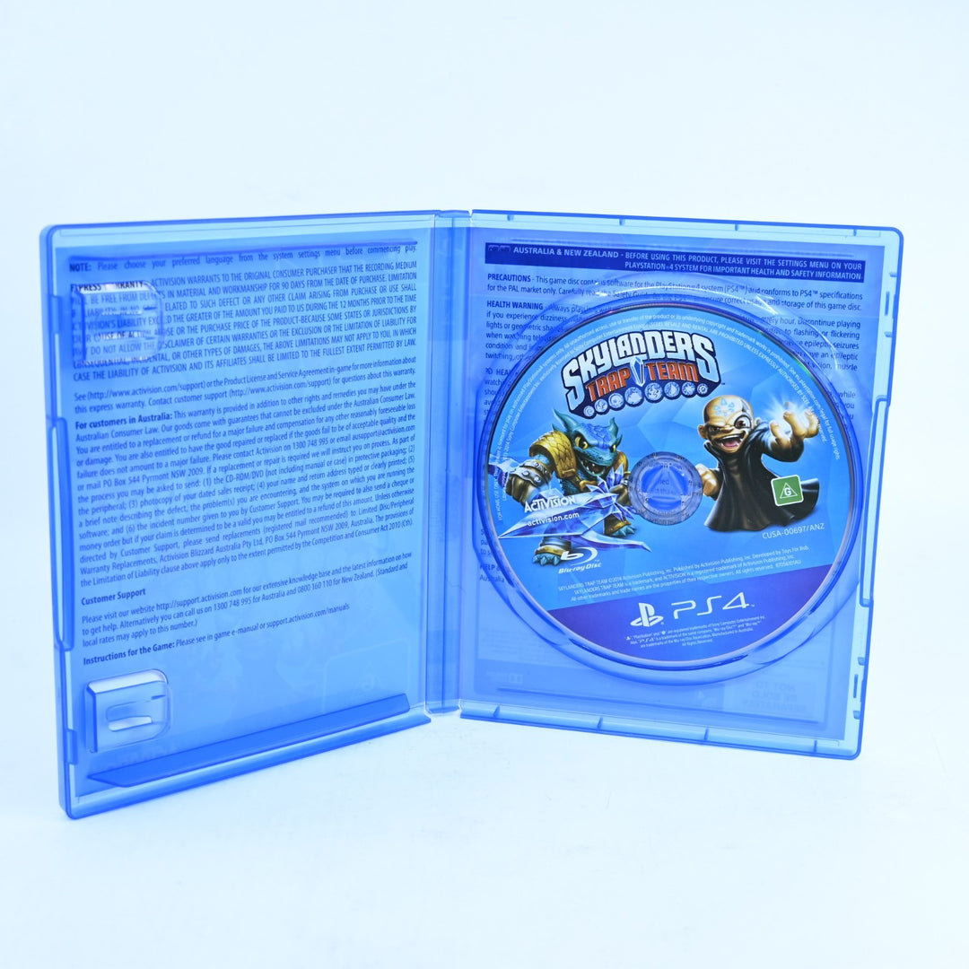 Skylanders: Trap Team + Starter Pack Items - Sony Playstation 4 / PS4 Game