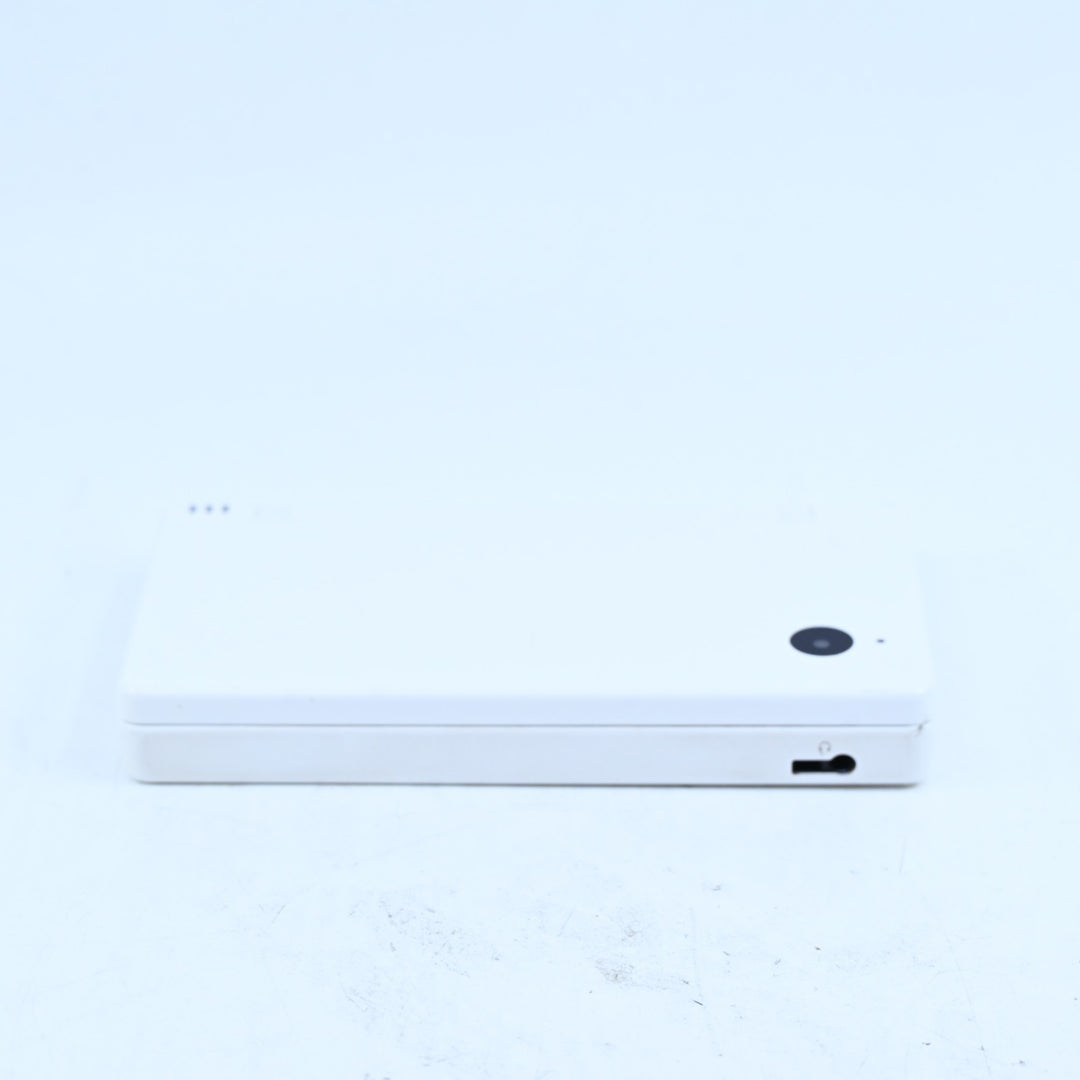 White Nintendo DSi Console - C/TWL-AUS - PAL - FREE POST!