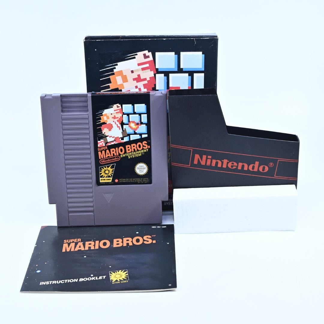 Super Mario Bros. - Nintendo Entertainment System / NES Boxed Game - PAL