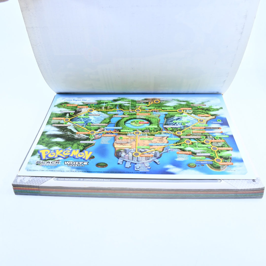 Pokemon Black & White: Unova Pokedex & Guide: Vol 2 + Poster - Game Guide