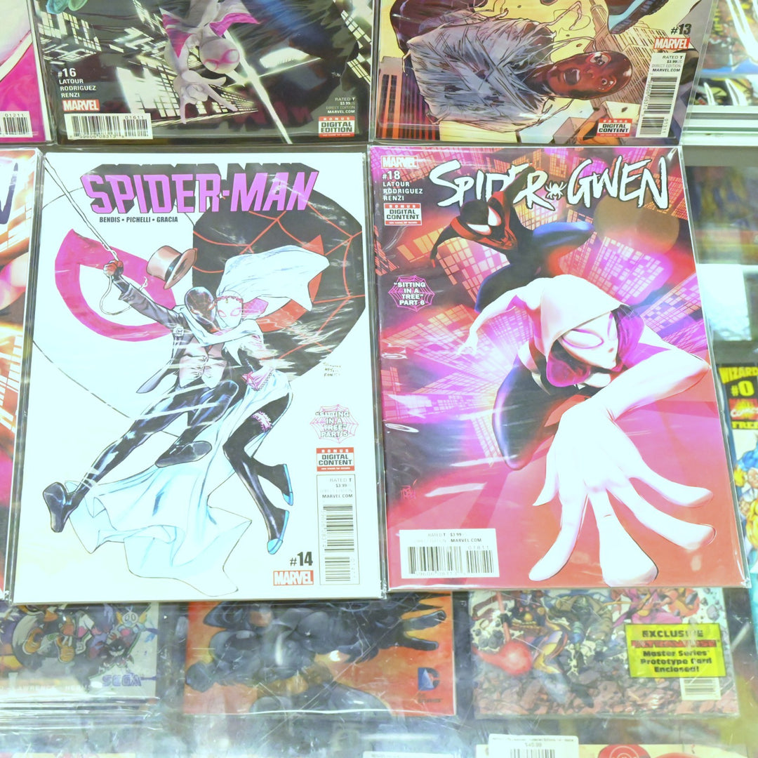 Spider-Man / Spider-Gwen "Sitting in a Tree" - Issues 1-6 - Bendis Marvel Comics